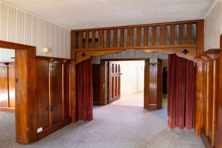 Photo of property in 23 Port Hills Road, Heathcote Valley, Christchurch, 8022