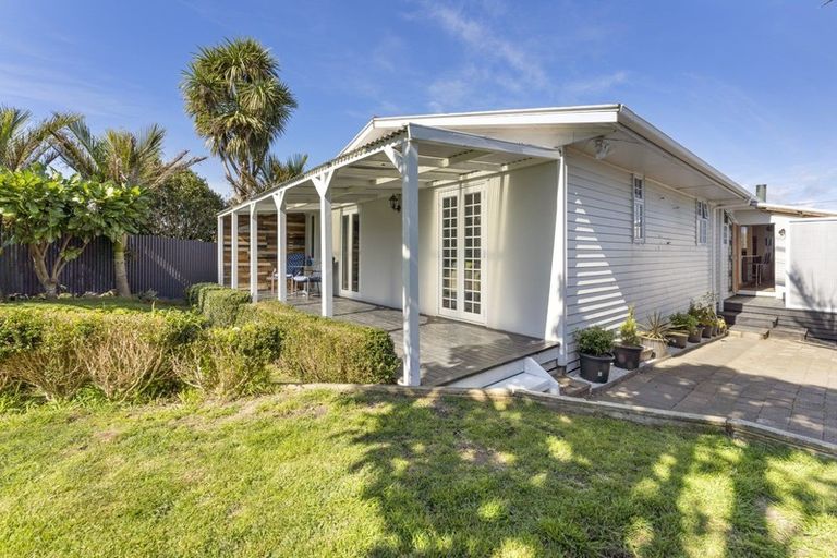 Photo of property in 144 Pembroke Street, Westown, New Plymouth, 4310