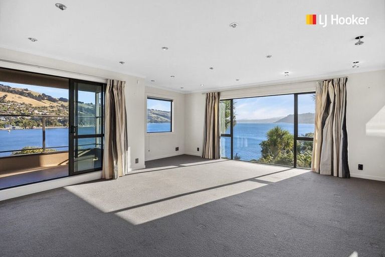 Photo of property in 4 Bewley Avenue, Macandrew Bay, Dunedin, 9014