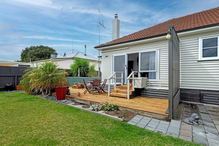 Photo of property in 13 Haldane Street, Elgin, Gisborne, 4010