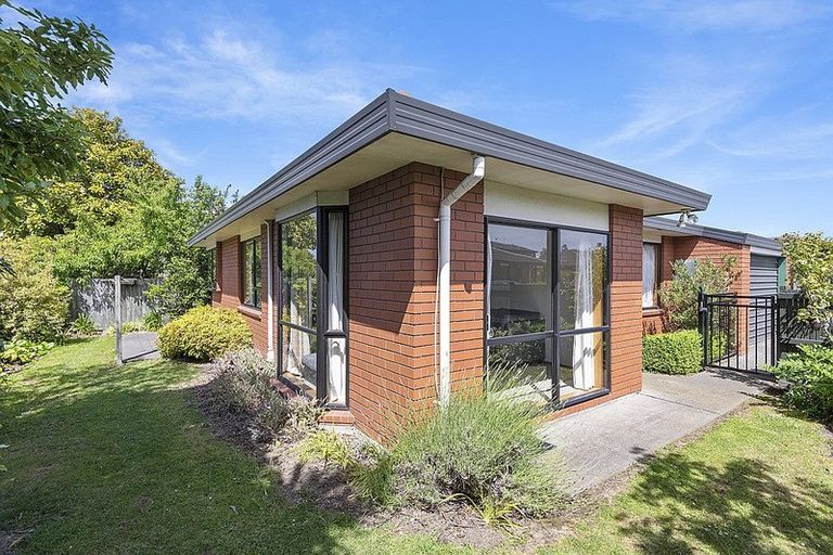 Photo of property in 8/32 Hanrahan Street, Upper Riccarton, Christchurch, 8041