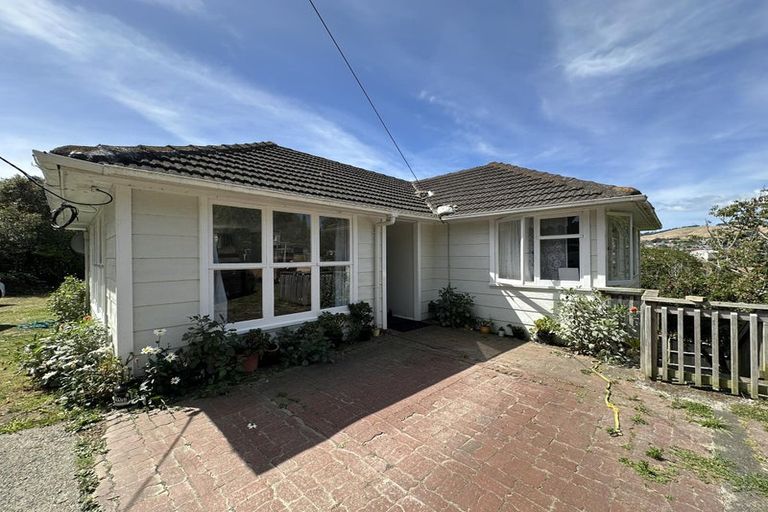 Photo of property in 7 Cheshire Street, Cannons Creek, Porirua, 5024