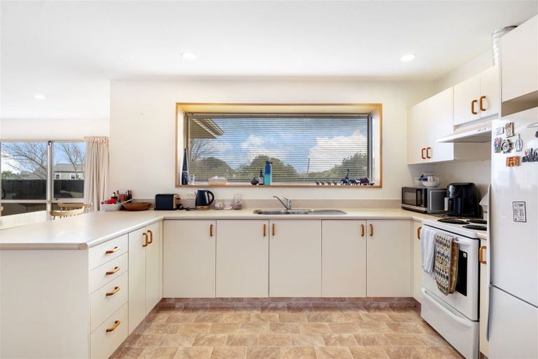 Photo of property in 267a Lake Terrace Road, Shirley, Christchurch, 8061