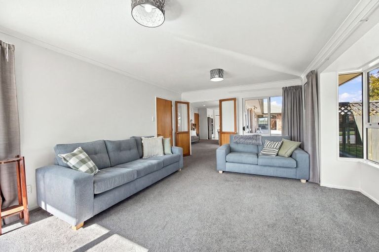 Photo of property in 45 Showgate Avenue, Sockburn, Christchurch, 8042