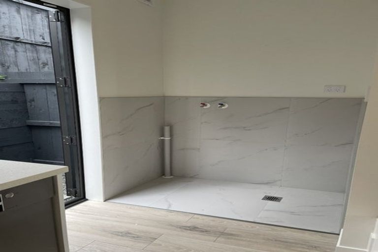 Photo of property in 11/13 Grove Lane, Pakuranga, Auckland, 2010