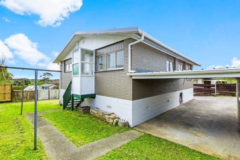 Photo of property in 2/26 Cromdale Avenue, Highland Park, Auckland, 2010