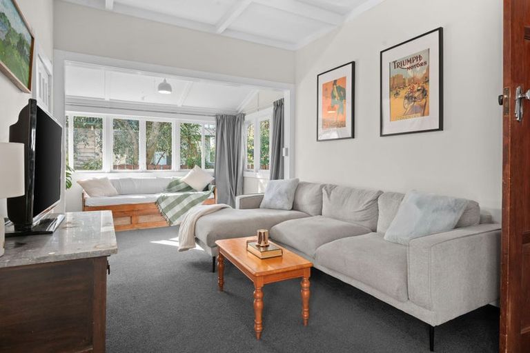 Photo of property in 2 Hall Lane, Frankton, Hamilton, 3204