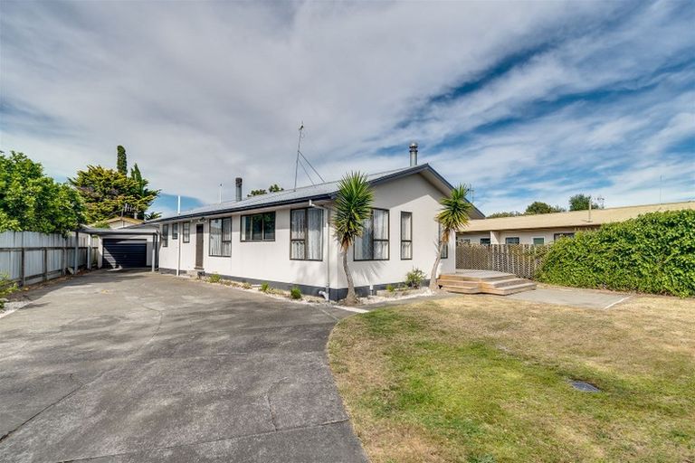 Photo of property in 64 Columbus Crescent, Flaxmere, Hastings, 4120