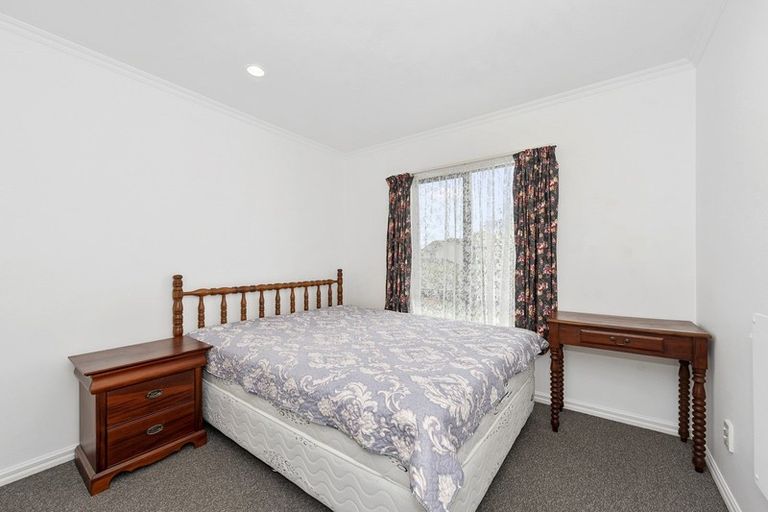 Photo of property in 21 Nielsen Gardens, Rototuna, Hamilton, 3210