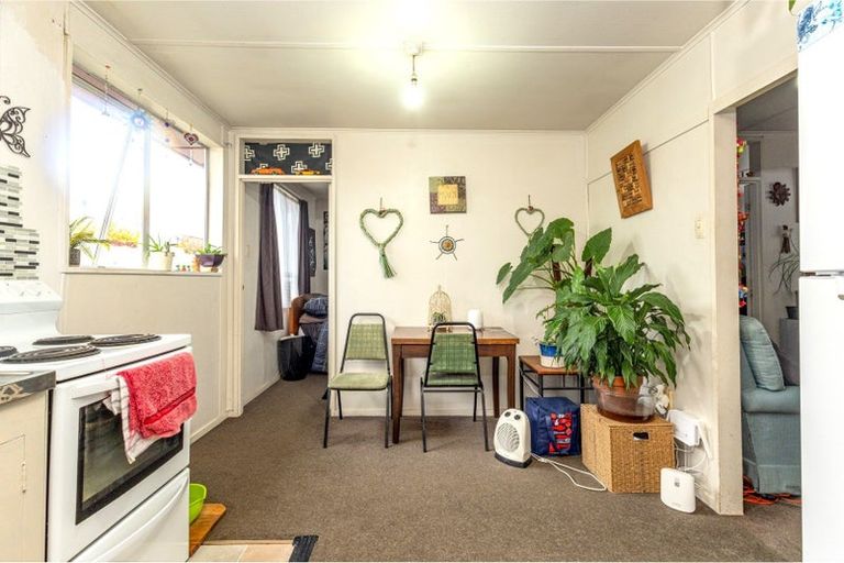 Photo of property in 24 Neal Street, Temuka, 7920