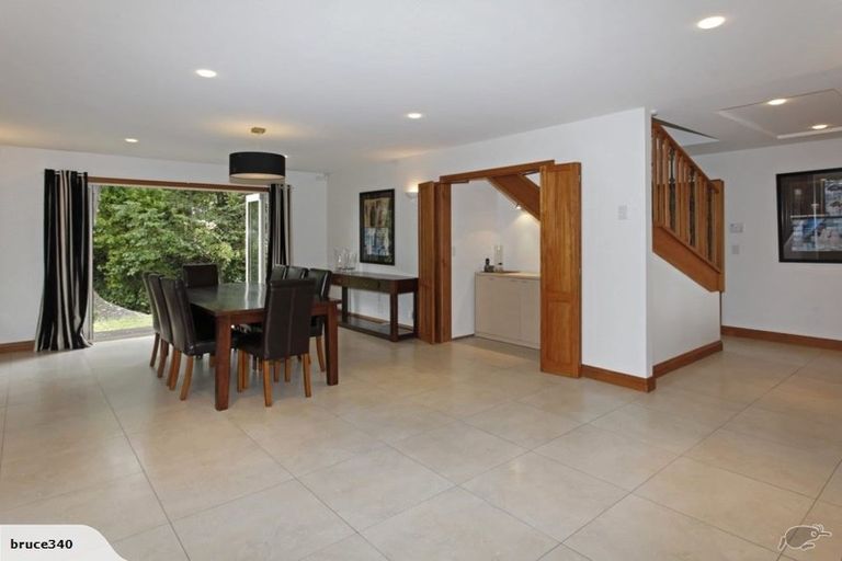 Photo of property in 32 Wai-iti Terrace, Burnside, Christchurch, 8052