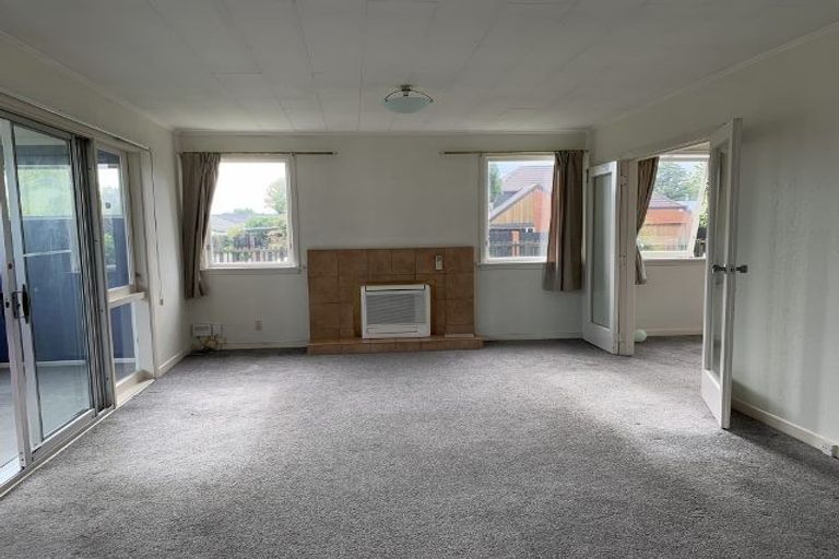 Photo of property in 185 Avonhead Road, Avonhead, Christchurch, 8042