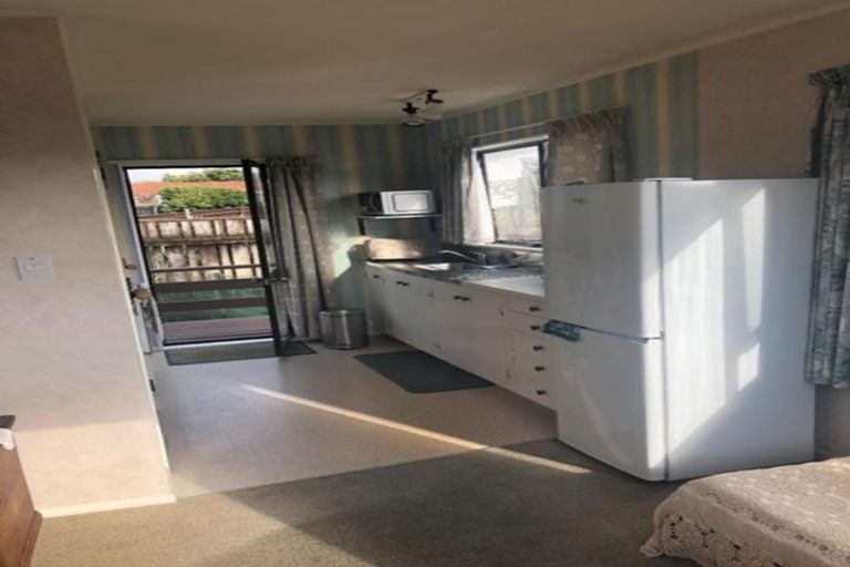 Photo of property in 34 Rutherford Drive, Waikanae Beach, Waikanae, 5036