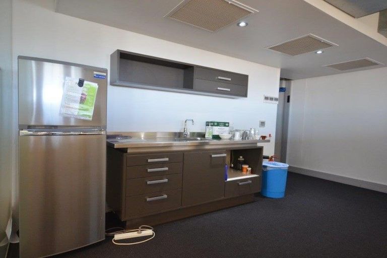 Photo of property in 96 Anzac Road, Morningside, Whangarei, 0110