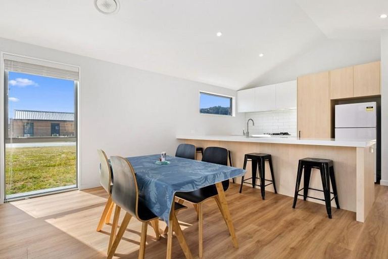 Photo of property in 26 Obelisk Street, Wanaka, 9305