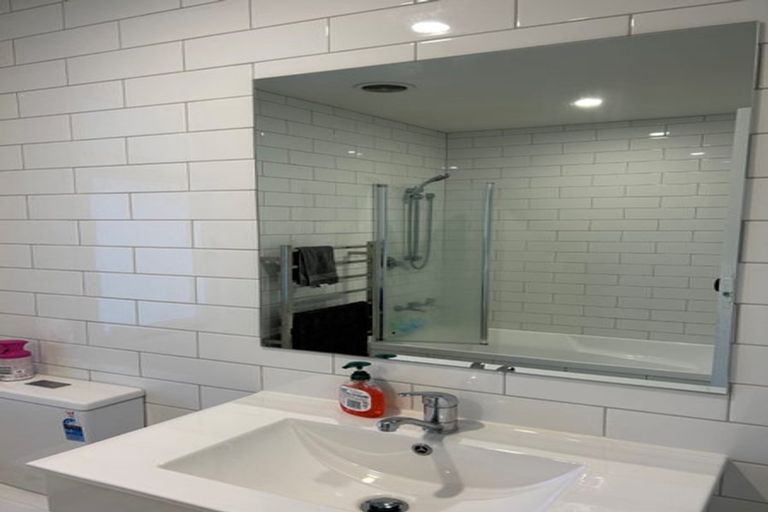 Photo of property in 214 Westminster Street, Mairehau, Christchurch, 8013