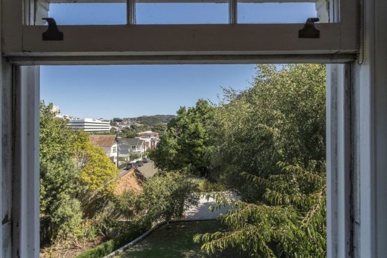 Photo of property in 25 Burnell Avenue, Thorndon, Wellington, 6011