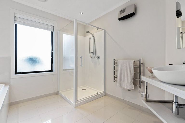 Photo of property in 1 Brinsworth Avenue, West Melton, 7618