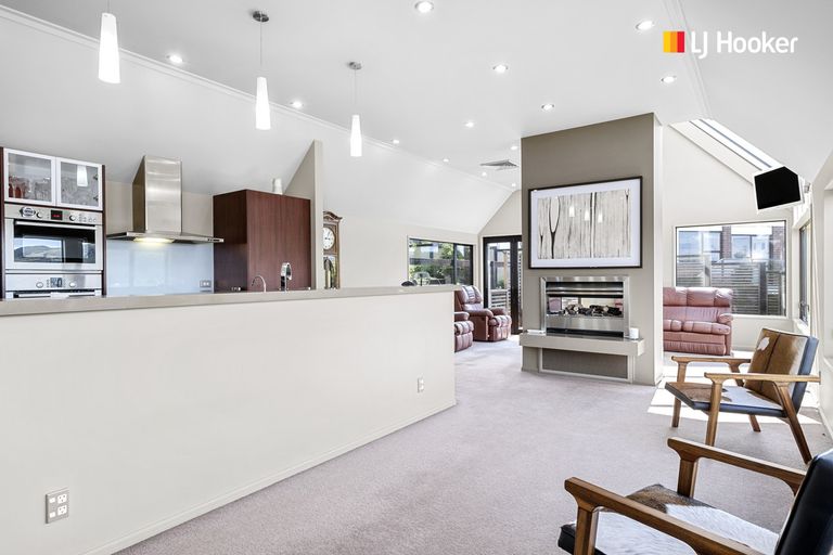 Photo of property in 30 Coolock Crescent, Waverley, Dunedin, 9013