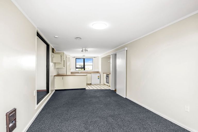 Photo of property in 10 Fonblanque Street, Westport, 7825