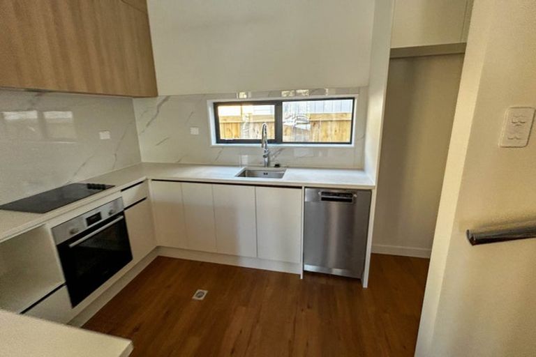 Photo of property in 12/196 Royal Road, Massey, Auckland, 0614