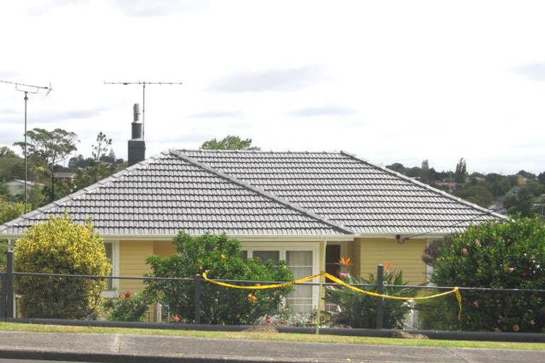 Photo of property in 108 Archers Road, Glenfield, Auckland, 0629