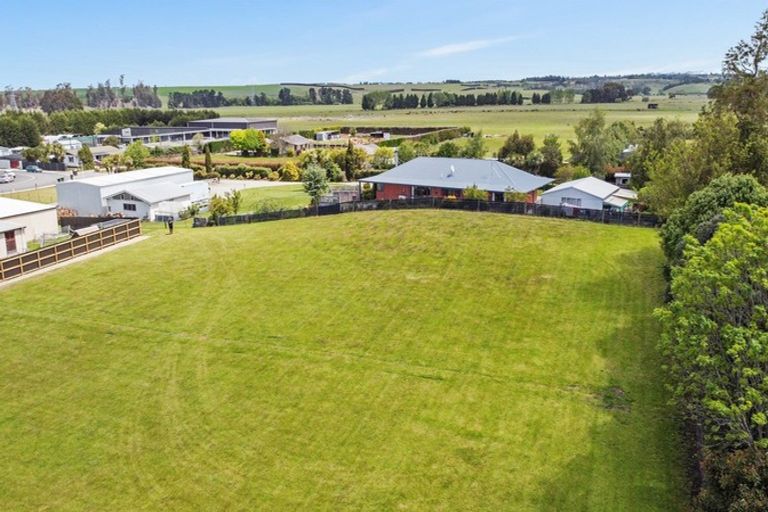 Photo of property in 8a Martin Street, Fairfield, Hamilton, 3214