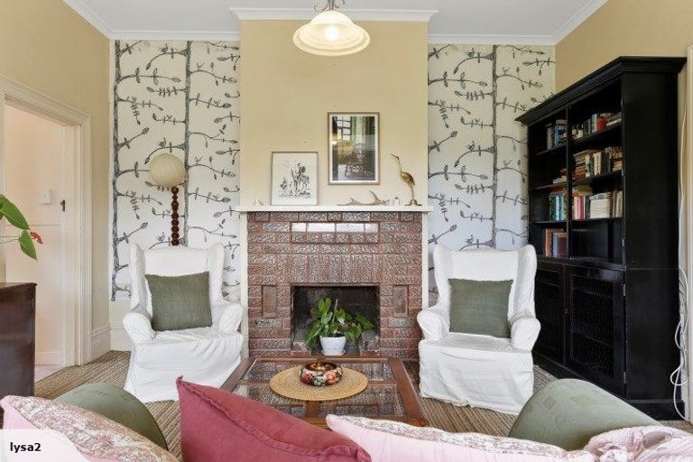 Photo of property in 31 Anne Street, Devonport, Auckland, 0624