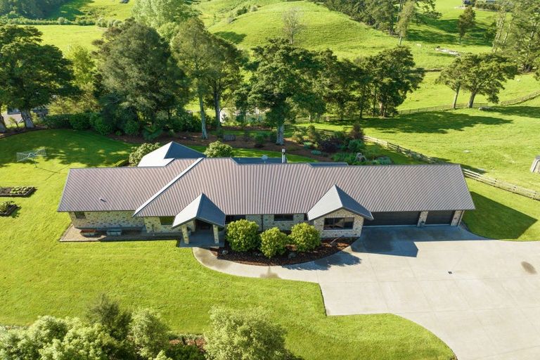 Photo of property in 275a Paparimu Road, Hunua, Papakura, 2583