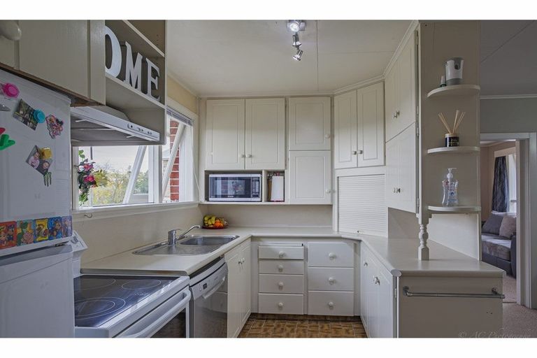 Photo of property in 92 Kent Street, Marchwiel, Timaru, 7910