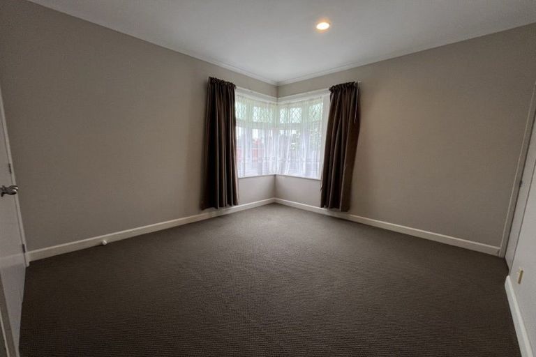 Photo of property in 411a Featherston Street, Palmerston North, 4414