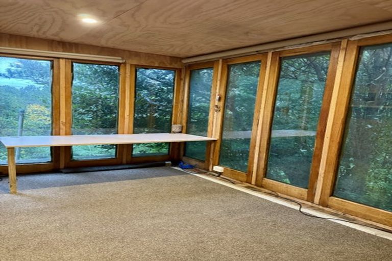 Photo of property in 21 Asquith Terrace, Brooklyn, Wellington, 6021