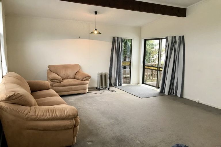 Photo of property in 125 Mark Avenue, Grenada Village, Wellington, 6037