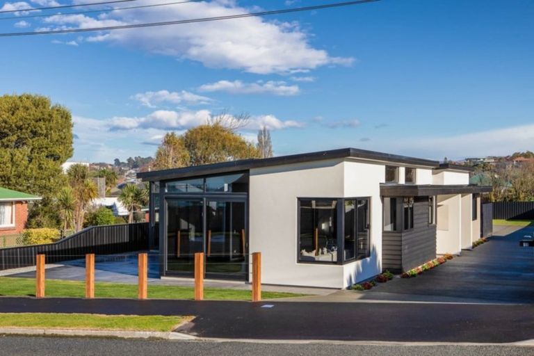 Photo of property in 17 Richmond Street, Waimataitai, Timaru, 7910