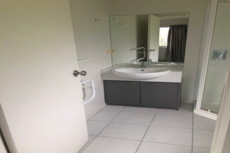 Photo of property in 7 Lizzie Lane, Clover Park, Auckland, 2019