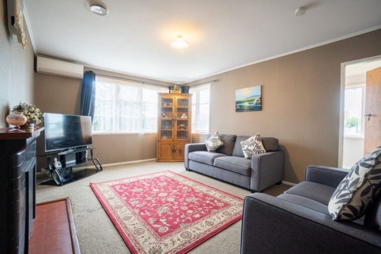 Photo of property in 25 Andrew Avenue, Roslyn, Palmerston North, 4414