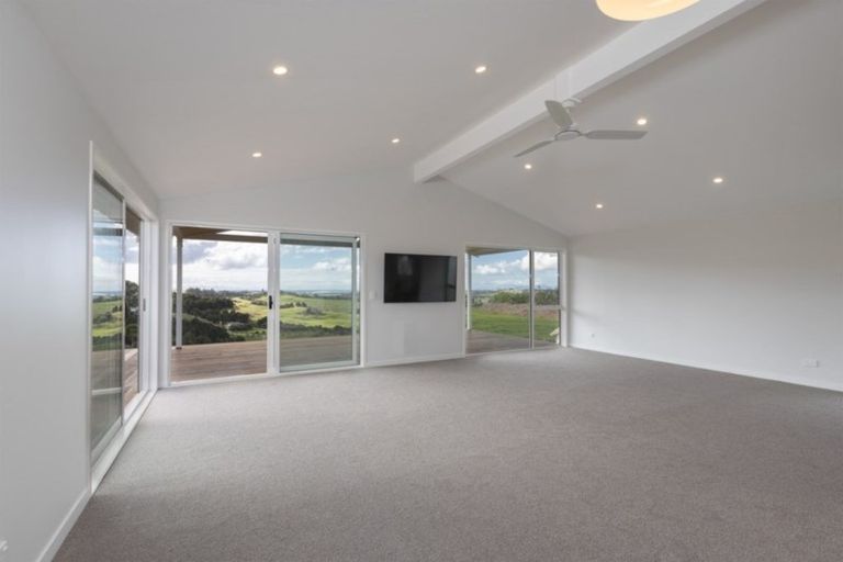 Photo of property in 61 Lawrence Road, Mangawhai, 0573