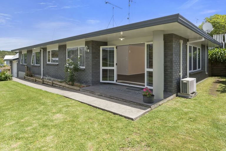 Photo of property in 72a Meander Drive, Welcome Bay, Tauranga, 3112