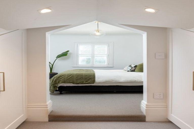 Photo of property in 247 Tinakori Road, Thorndon, Wellington, 6011