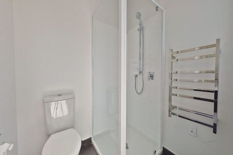 Photo of property in 1/80 Seatoun Heights Road, Seatoun, Wellington, 6022