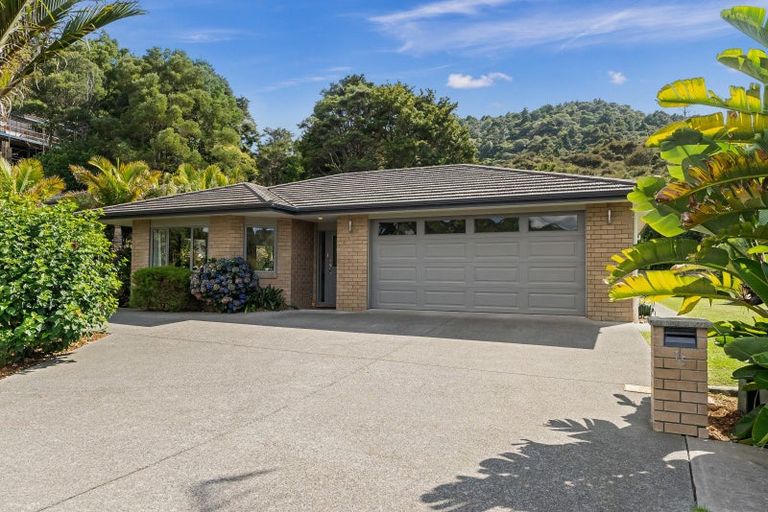 Photo of property in 15 Kokako Place, Horahora, Whangarei, 0110