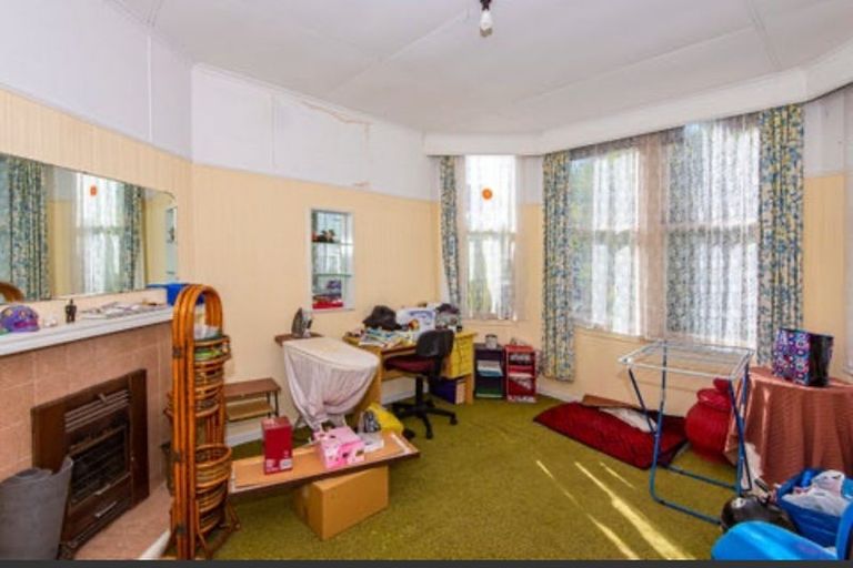 Photo of property in 39 Kamo Road, Regent, Whangarei, 0112