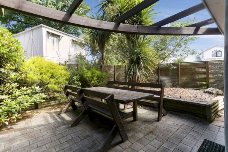 Photo of property in 2/126 Te Heuheu Street, Taupo, 3330