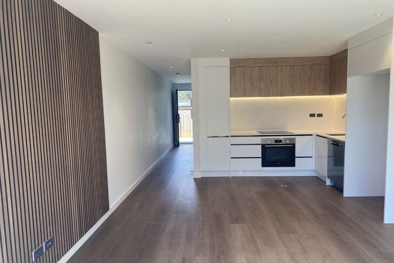 Photo of property in 6/60 Yeovil Road, Te Atatu Peninsula, Auckland, 0610