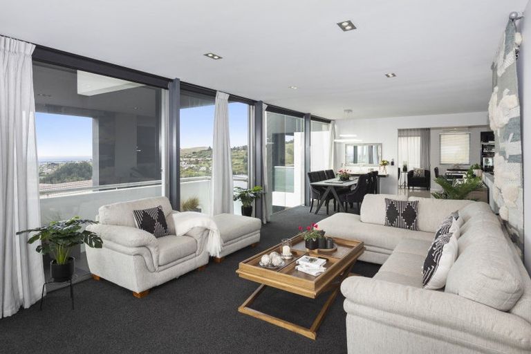 Photo of property in 12 Harry Ell Drive, Cashmere, Christchurch, 8022