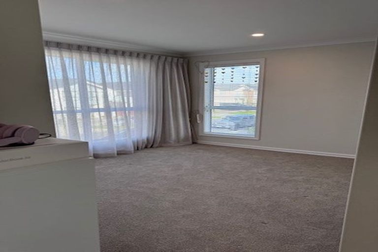 Photo of property in 5 Ksenia Drive, Flat Bush, Auckland, 2019