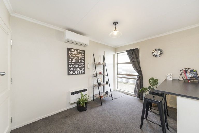 Photo of property in 7 Purdie Place, Milson, Palmerston North, 4414