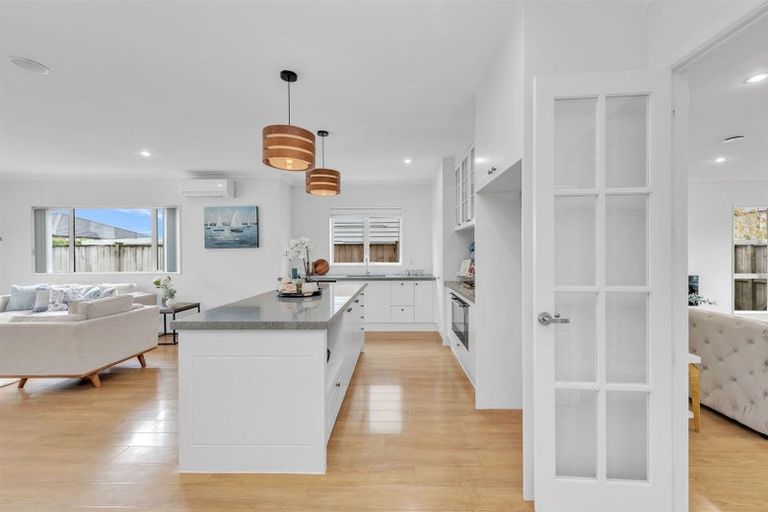 Photo of property in 69 Castlederg Drive, Flat Bush, Auckland, 2019