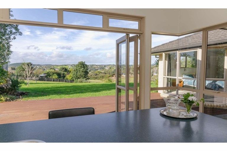 Photo of property in 2 Palm Drive, Kerikeri, 0294
