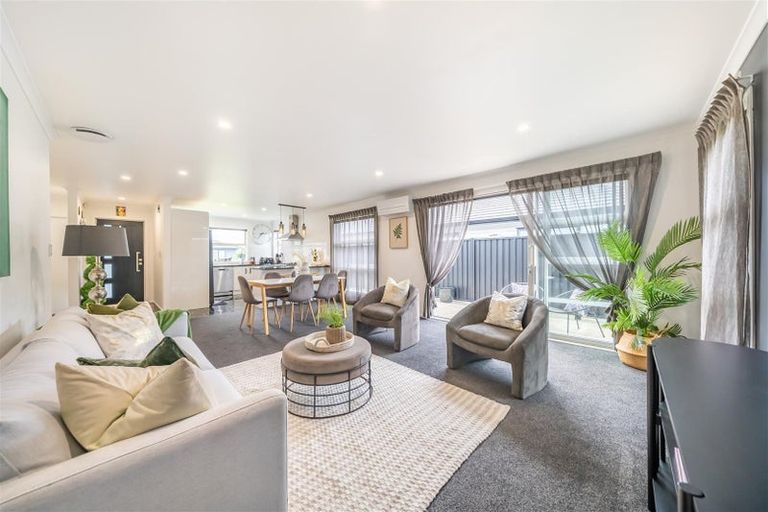 Photo of property in 28 Fenwick Crescent, Wallaceville, Upper Hutt, 5018